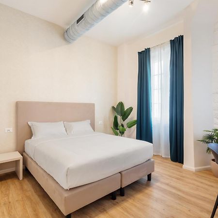 Adelante Apartment โรม ภายนอก รูปภาพ